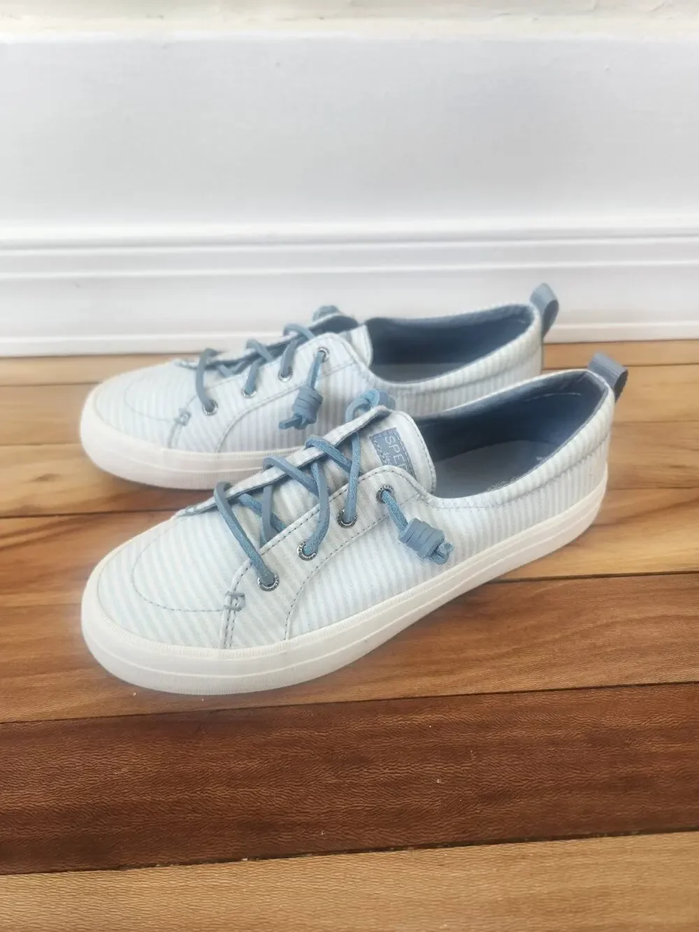 Sperry Shoes Womens 9 Crest Vibe Low Top Striped Sneakers STS86646 Blue White